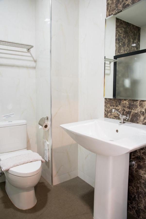Trimm Hotell Chanthaburi Eksteriør bilde
